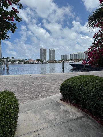 21394 Marina Cove Cir 12-H, Aventura, FL 33180