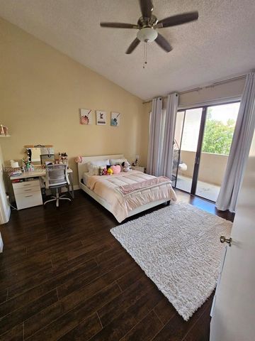 21394 Marina Cove Cir 12-H, Aventura, FL 33180