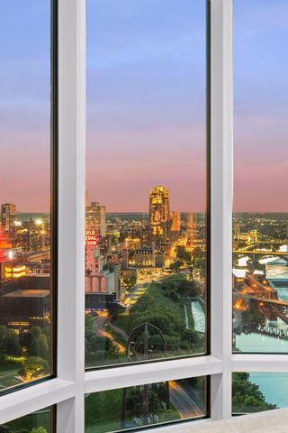 1111 W River Parkway 26A, Minneapolis, MN 55415