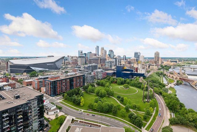 1111 W River Parkway 26A, Minneapolis, MN 55415