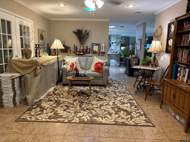 18058 Whispering Pines Rd, Flint, TX 75762