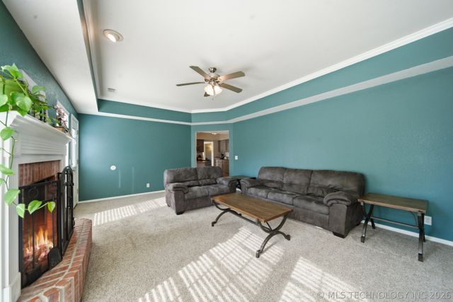 3043 W Oakland Street, Broken Arrow, OK 74012