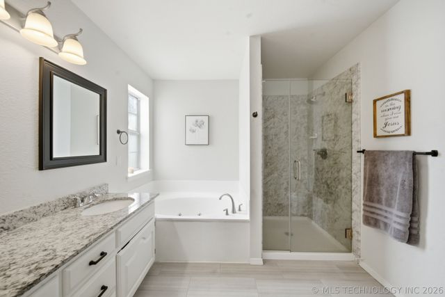 3043 W Oakland Street, Broken Arrow, OK 74012