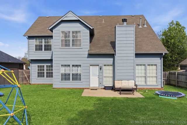 3043 W Oakland Street, Broken Arrow, OK 74012