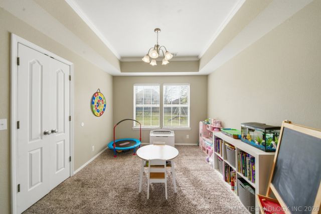 3043 W Oakland Street, Broken Arrow, OK 74012