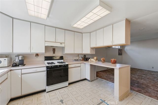 9606 Maplewood, Bellflower, CA 90706
