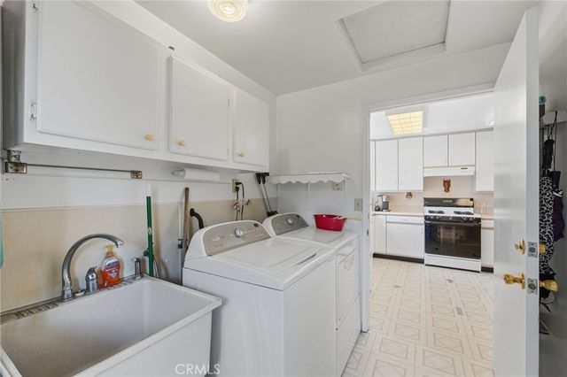 9606 Maplewood, Bellflower, CA 90706
