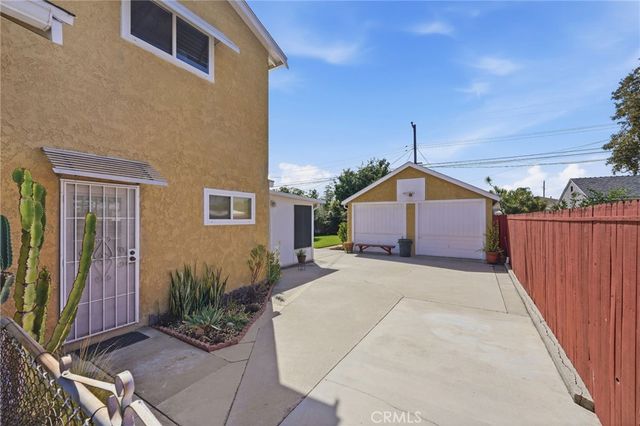 9606 Maplewood, Bellflower, CA 90706