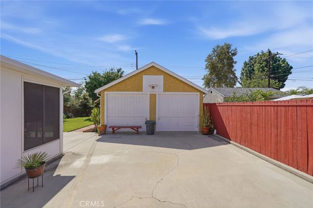 9606 Maplewood, Bellflower, CA 90706