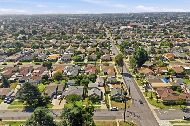 9606 Maplewood, Bellflower, CA 90706
