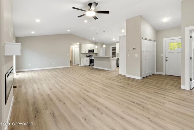 746 W Wood Star Drive, Wasilla, AK 99654