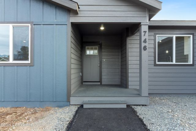 746 W Wood Star Drive, Wasilla, AK 99654