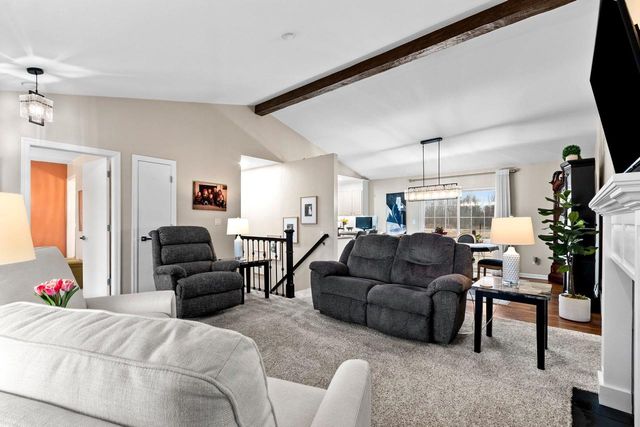 2270 MADDY COURT, Green Bay, WI 54303