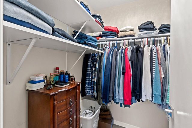 2270 MADDY COURT, Green Bay, WI 54303