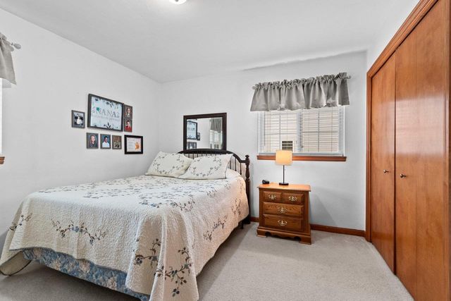 2270 MADDY COURT, Green Bay, WI 54303