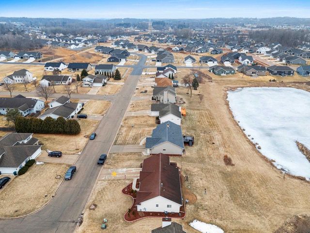 2270 MADDY COURT, Green Bay, WI 54303