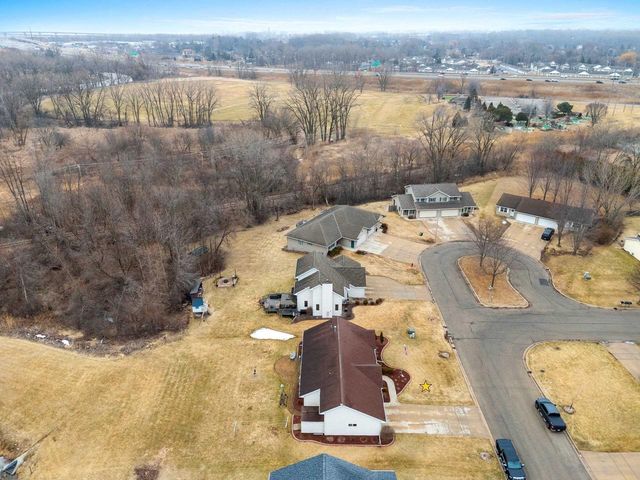 2270 MADDY COURT, Green Bay, WI 54303