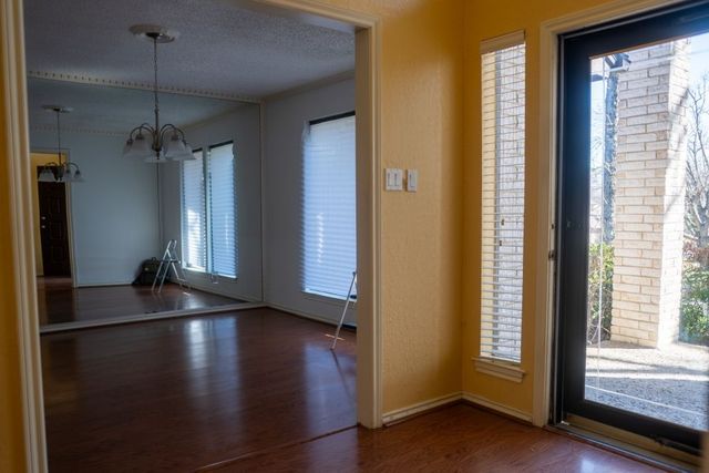 1800 High Vista Court, Fort Worth, TX 76112