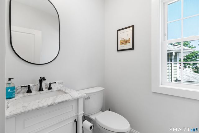 22 Andrews Avenue, Milford, CT 06460