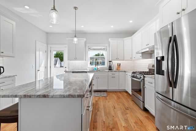 22 Andrews Avenue, Milford, CT 06460