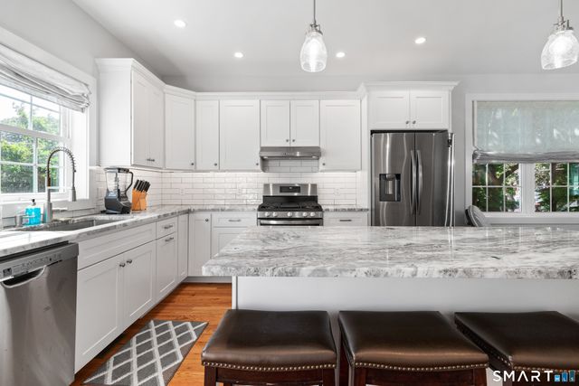 22 Andrews Avenue, Milford, CT 06460
