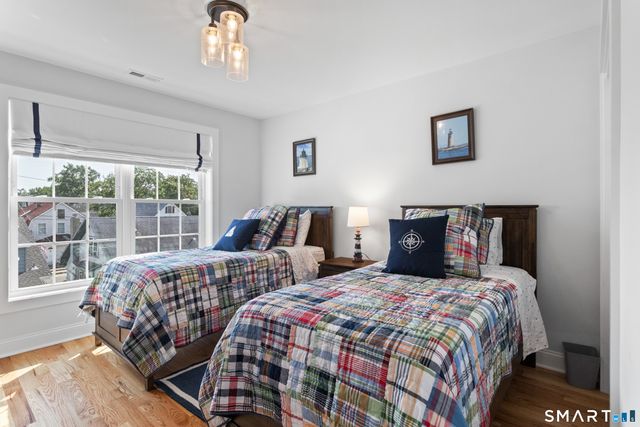 22 Andrews Avenue, Milford, CT 06460
