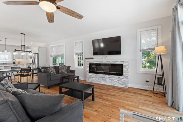 22 Andrews Avenue, Milford, CT 06460