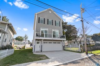22 Andrews Avenue, Milford, CT 06460