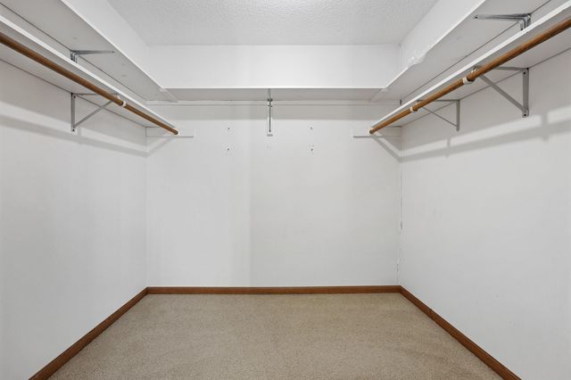 2281 Pasadena Dr Unit 55, Dubuque, IA 52001