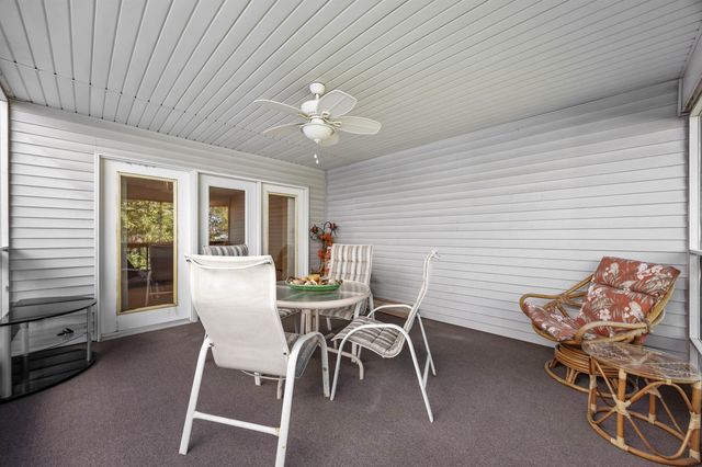 2281 Pasadena Dr Unit 55, Dubuque, IA 52001