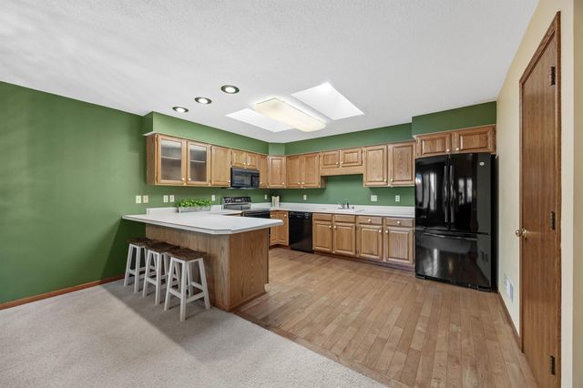 2281 Pasadena Dr Unit 55, Dubuque, IA 52001