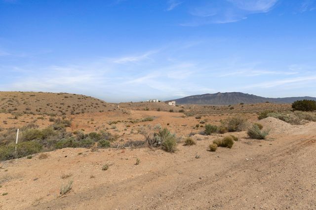 5591 Iris Road NE, Rio Rancho, NM 87144