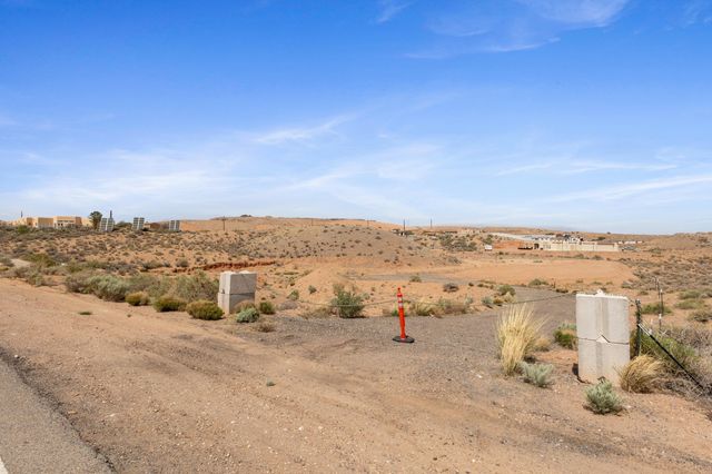 5591 Iris Road NE, Rio Rancho, NM 87144