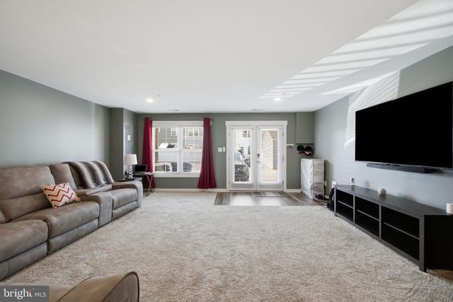 405 GILLESPIE DR, Frederick, MD 21702