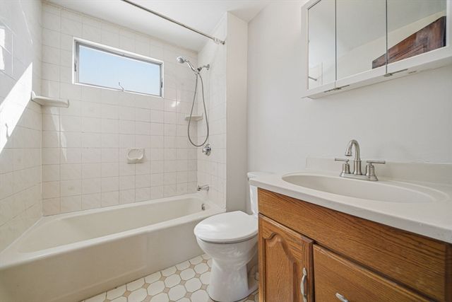 36 Jasper St, Saugus, MA 01906