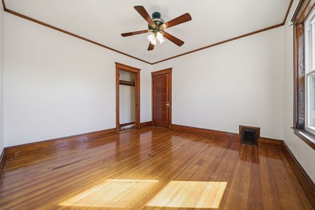 36 Jasper St, Saugus, MA 01906