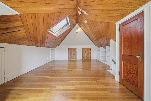 36 Jasper St, Saugus, MA 01906