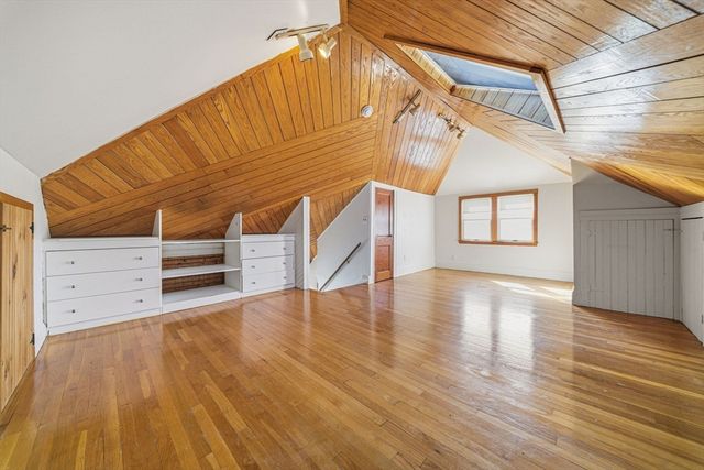 36 Jasper St, Saugus, MA 01906