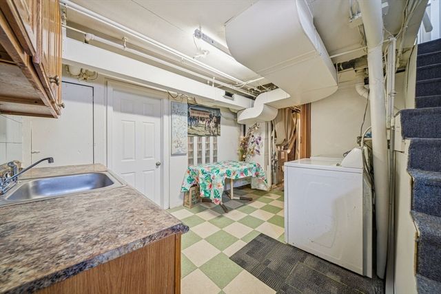 36 Jasper St, Saugus, MA 01906