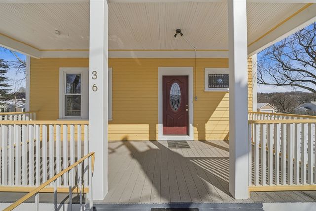 36 Jasper St, Saugus, MA 01906