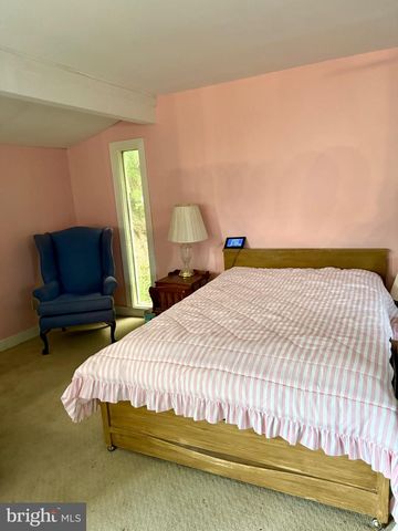 398 FALLING SPRING ROAD, Chambersburg, PA 17202