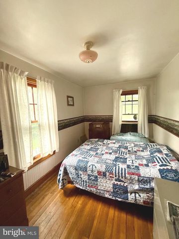 398 FALLING SPRING ROAD, Chambersburg, PA 17202