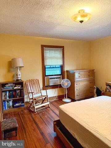 398 FALLING SPRING ROAD, Chambersburg, PA 17202