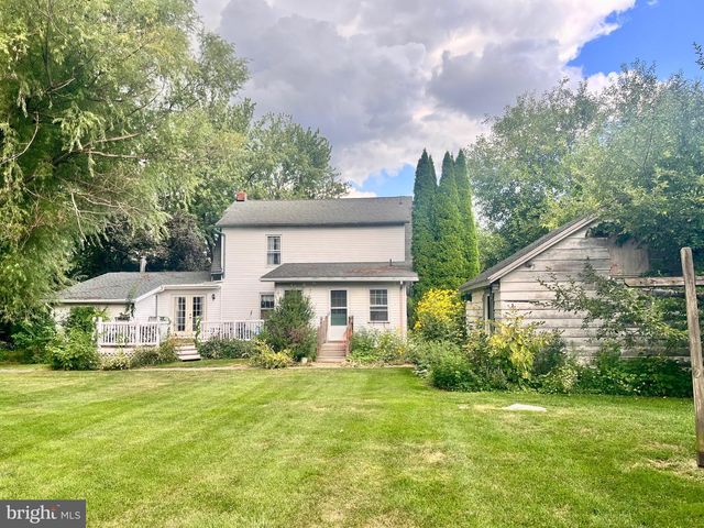 398 FALLING SPRING ROAD, Chambersburg, PA 17202