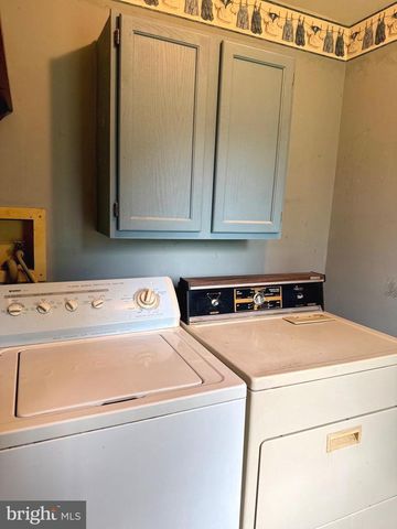 398 FALLING SPRING ROAD, Chambersburg, PA 17202
