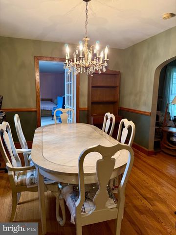 398 FALLING SPRING ROAD, Chambersburg, PA 17202