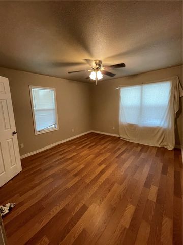 1018 Dubois Street, Denison, TX 75020