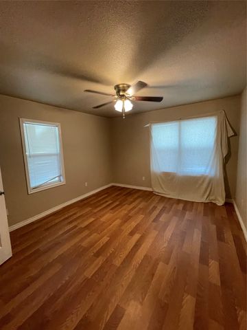 1018 Dubois Street, Denison, TX 75020