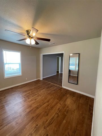 1018 Dubois Street, Denison, TX 75020