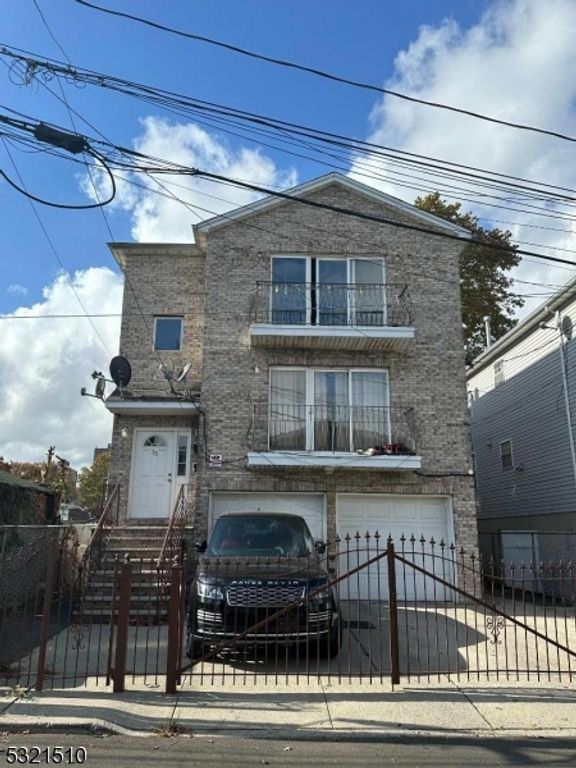 38 Delavan Pl, Newark City, NJ 07104